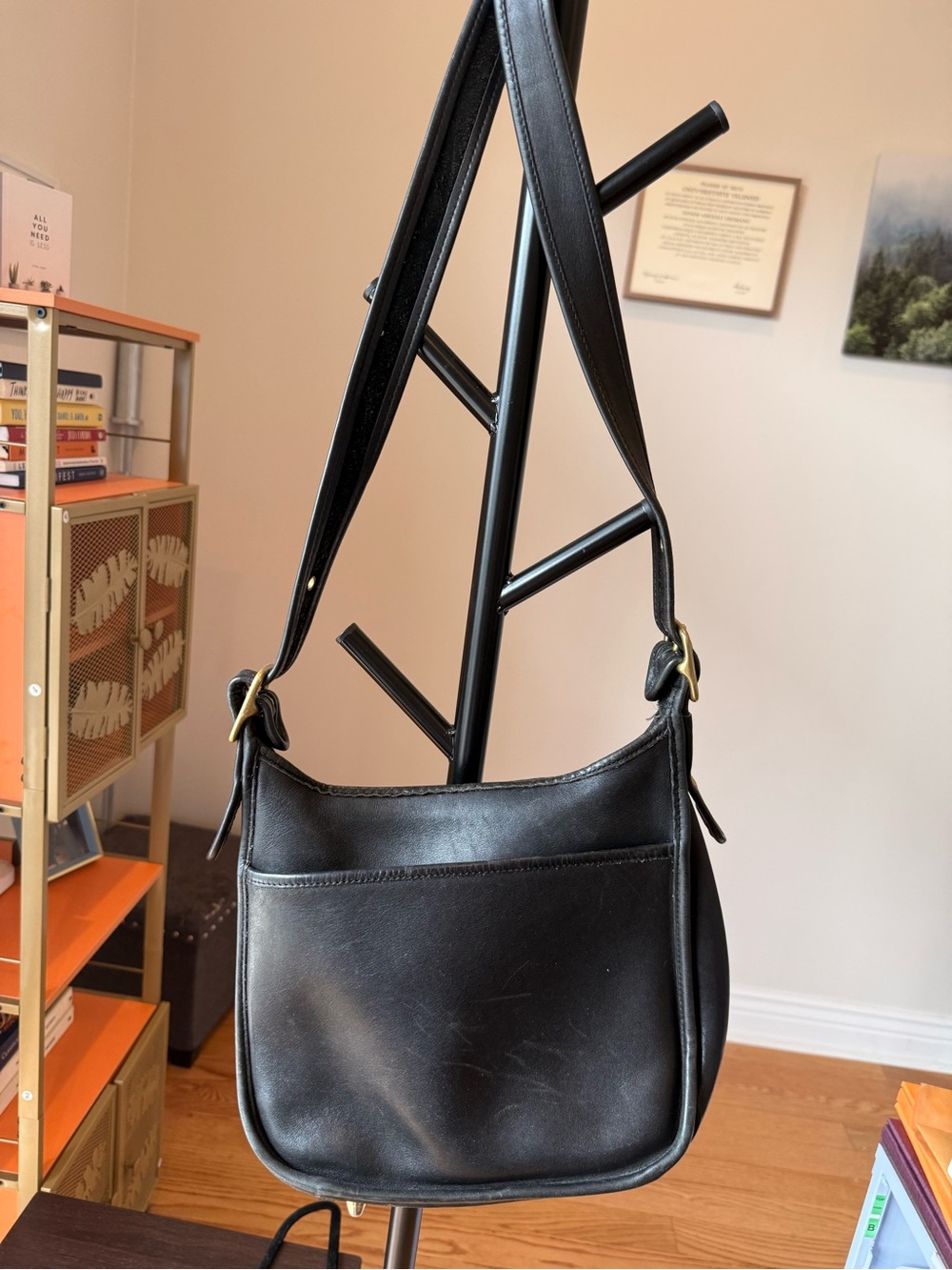 Vintage Coach Black Leather Crossbody Shoulder Bag - Picture 2 of 5